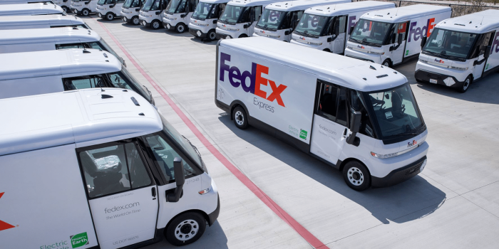 Brightdrop zevo electric transporter fedex min