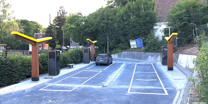 Fastned ladestation charging station fuerth burger king min