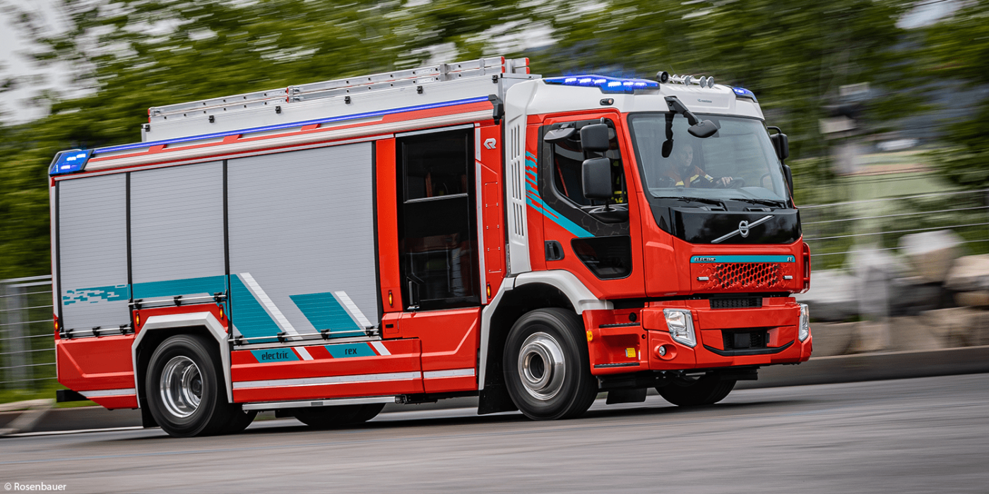 rosenbauer at electric feuerwehr fire department 2022 01 min rosenbauer at electric feuerwehr fire department 2022 01 min