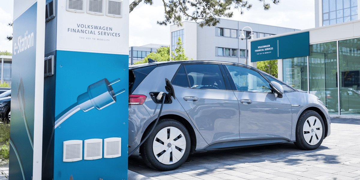 Volkswagen financial service min