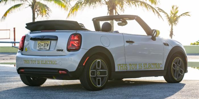 Mini cooper se cabrio