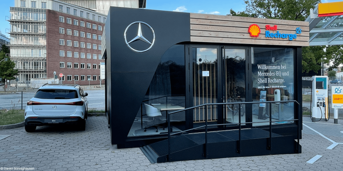 Mercedes cube hamburg min