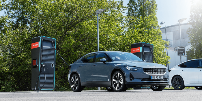 Polestar daenemark denmark eon ladestation charging station min