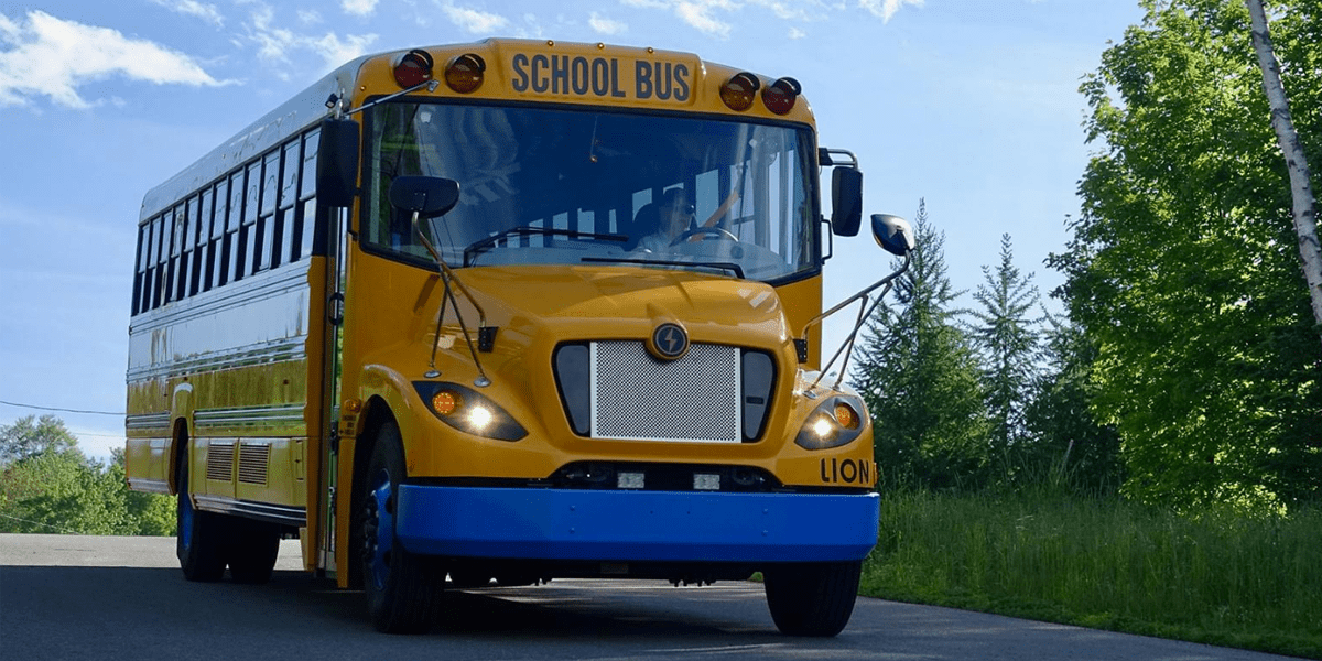 Lion electric lionc elektrobus electric bus usa min
