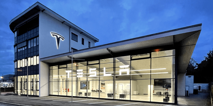 Tesla heilbronn min