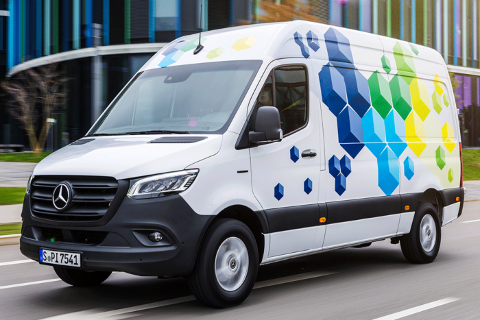Mercedes benz esprinter e transporter electric transporter min e
