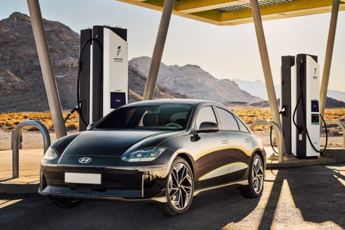 Electrify america ladestation charging station hyundai ioniq usa min e