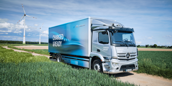 Mercedes benz eactros e lkw electric truck min