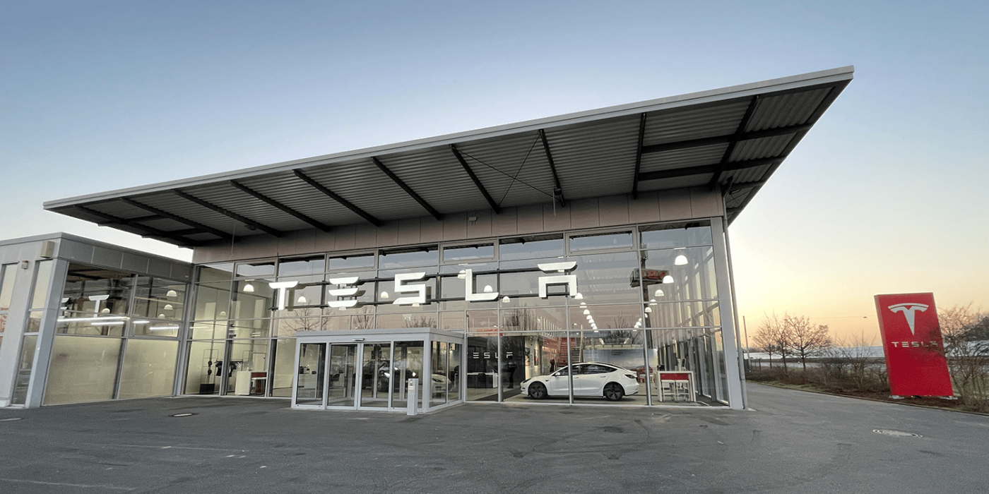Tesla fuerth min