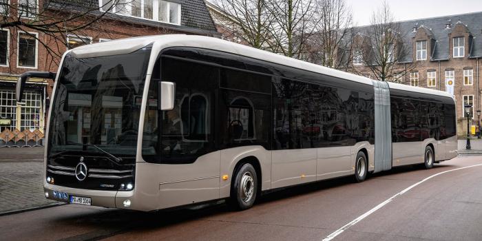 Mercedes benz ecitaro g elektrobus electric bus min