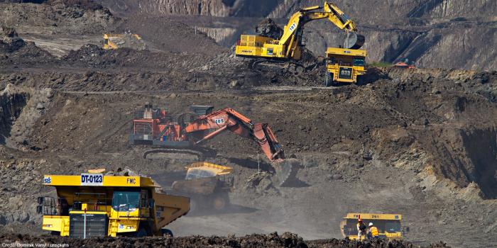 Bergbau mining symbolbild unsplash min