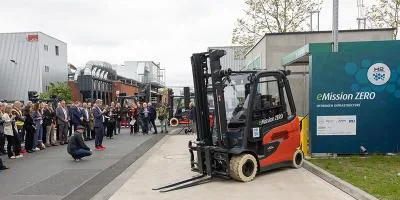 Linde mh brennstoffzellen gabelstapler fuel cell forklift min