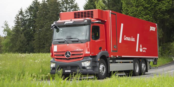 Mercedes benz eactros e lkw electric truck pistor min