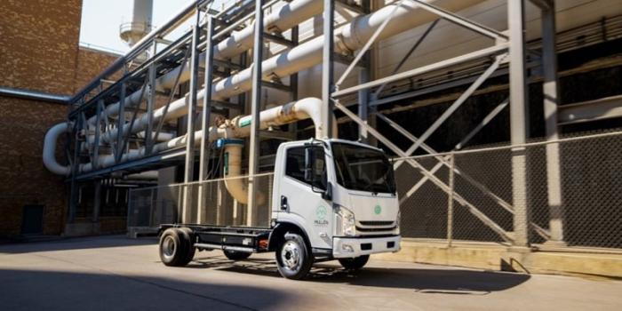 Mullen automotive mullen three e lkw electric truck min