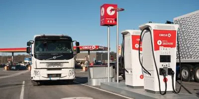 Circle k ladestation charging station e lkw electric trucks schweden sweden min