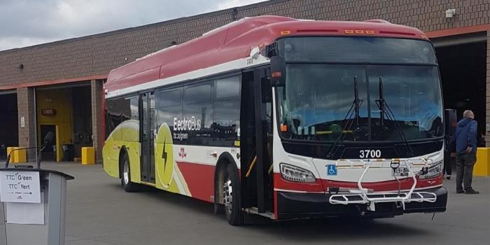 Flyer xcelsior charge ng elektrobus electric bus toronto transit commission kanada canada min