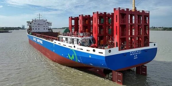 Cosco elektro containerschiff n
