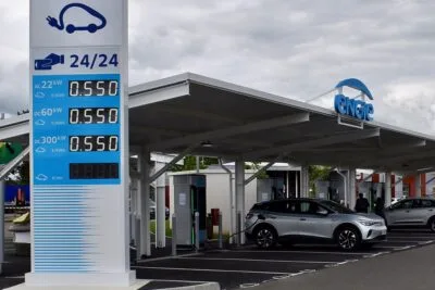 Engie vianeo ladestation charging station frankreich france siemens min e