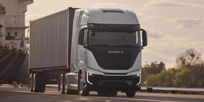 Nikola motor nikola tre fcev e lkw electric truck min