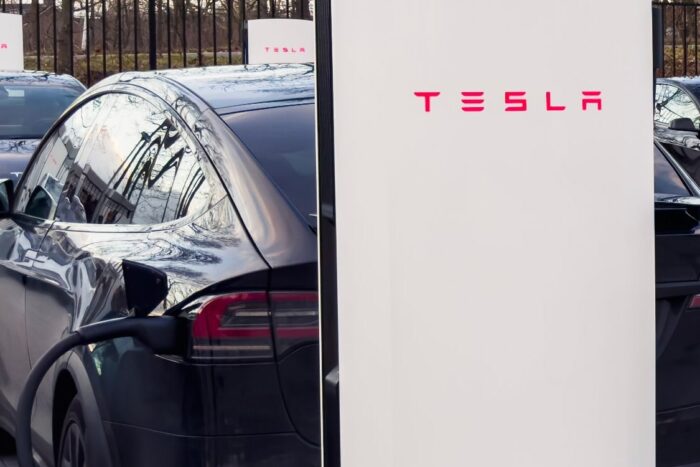 Tesla supercharger v4 niederlande netherlands min e