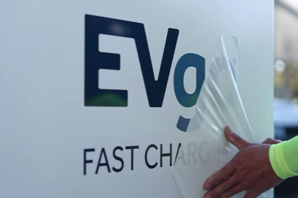 EVgo-sichert-sich-225-Mio-Dollar-f-r-Ausbau-seines-US-Schnellladenetzes
