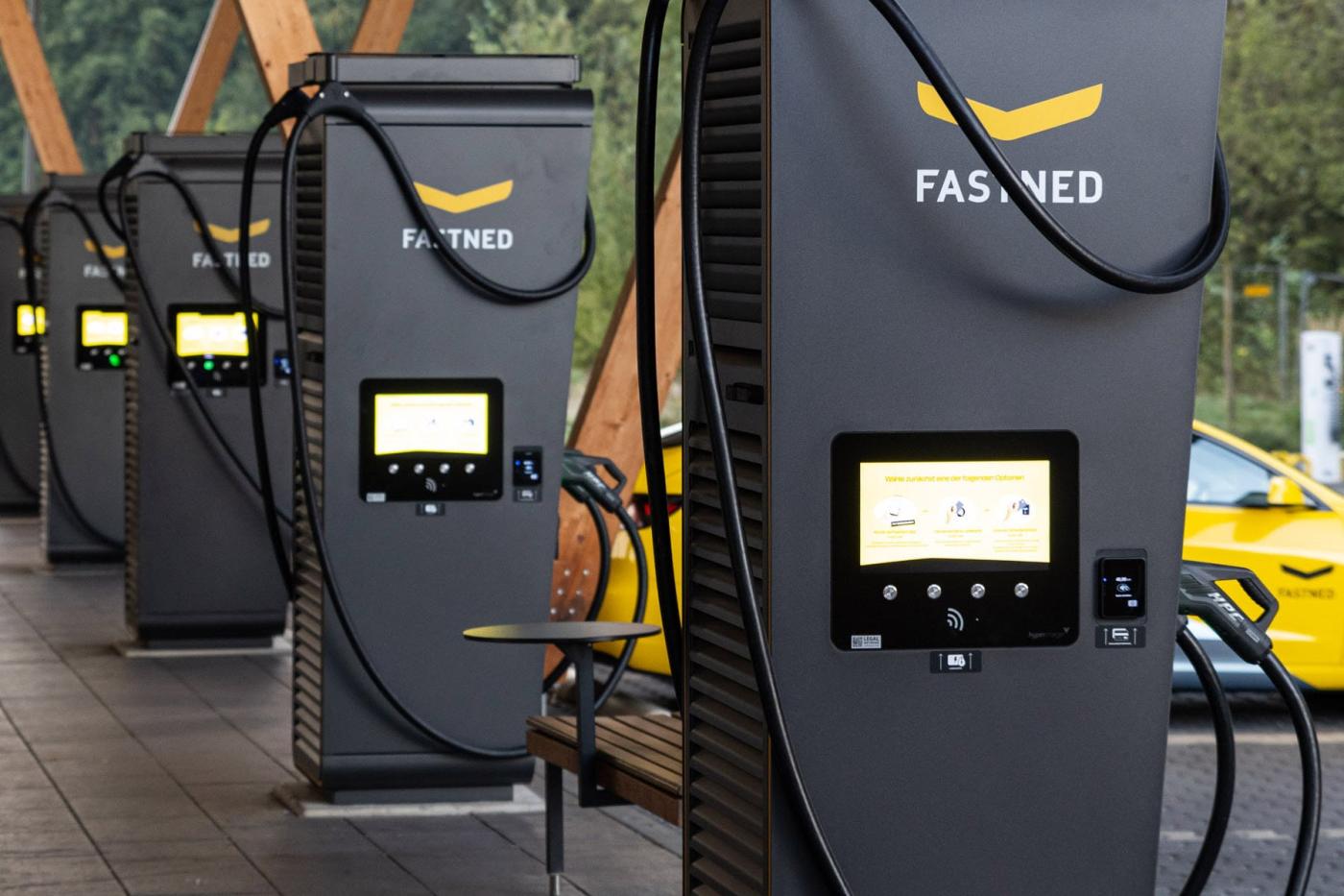 Fastned ladestation charging station hilden min