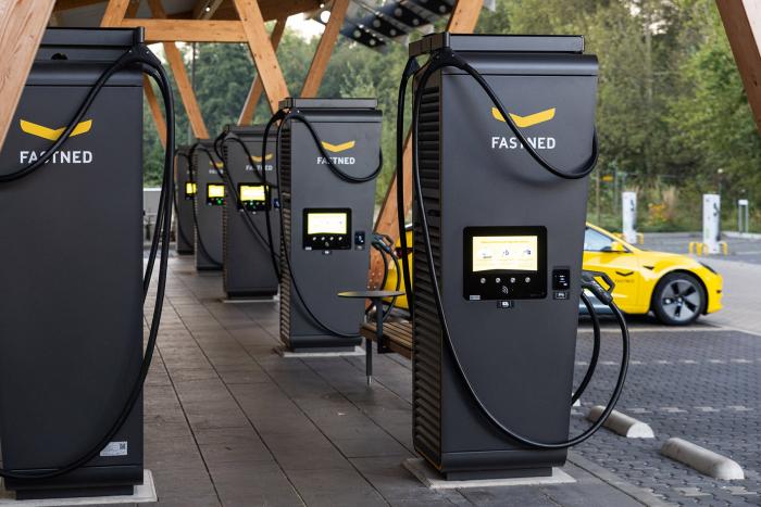 Fastned ladestation charging station hilden min