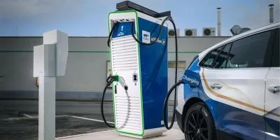 Omv emotion ladestation charging station min