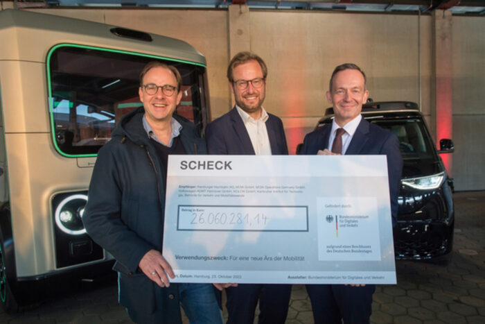 Bmdv hamburg hochbahn moia shuttle