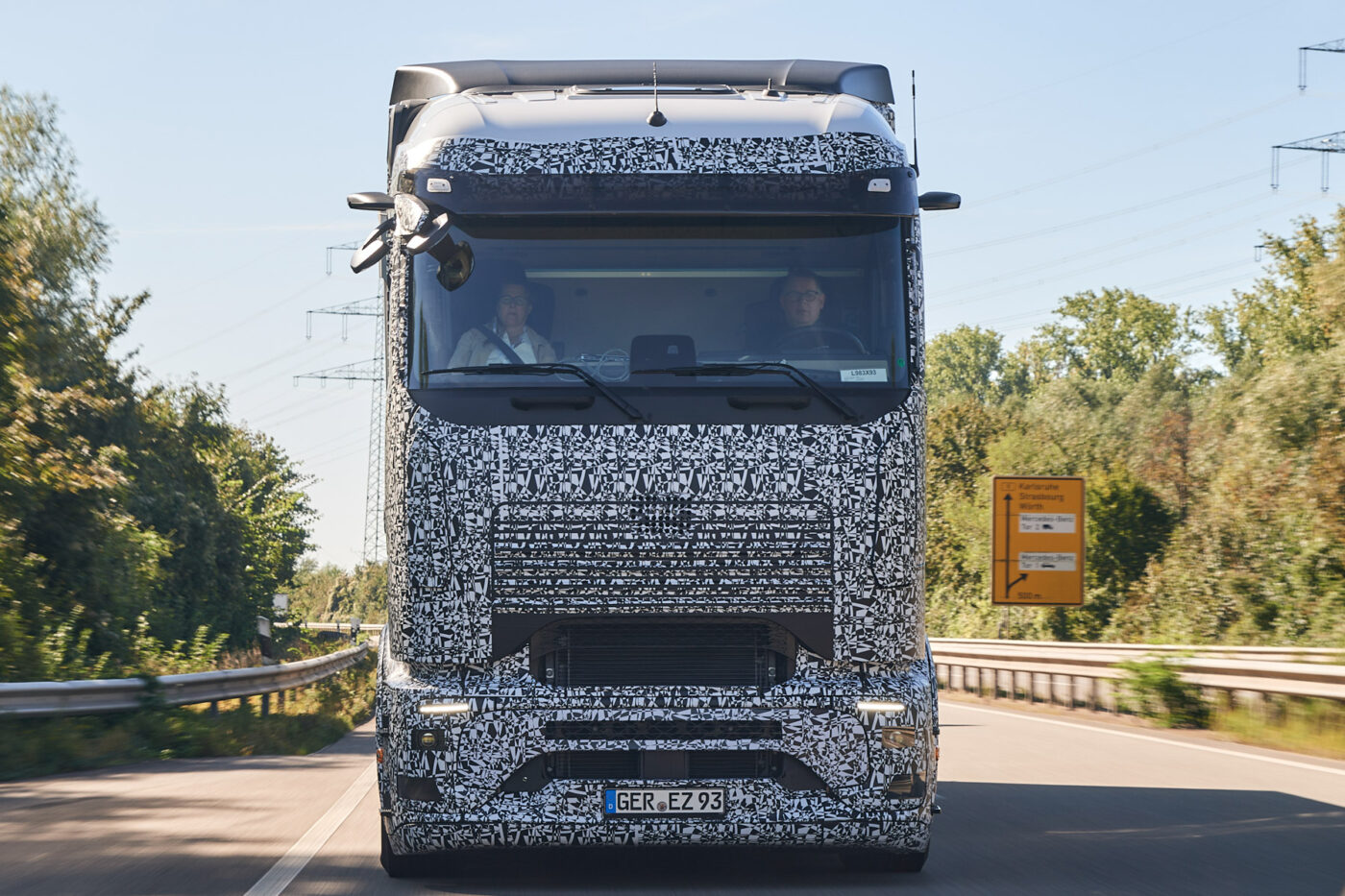 daimler truck mercedes eactros 600 mitfahrt 4 daimler truck mercedes eactros 600 mitfahrt 4