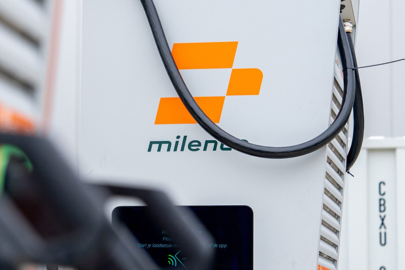 Milence ladestation charging station min