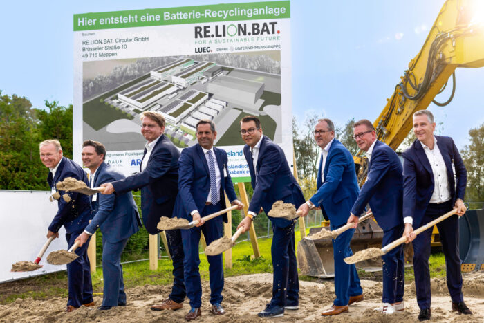 Re lion bat circular spatenstich meppen