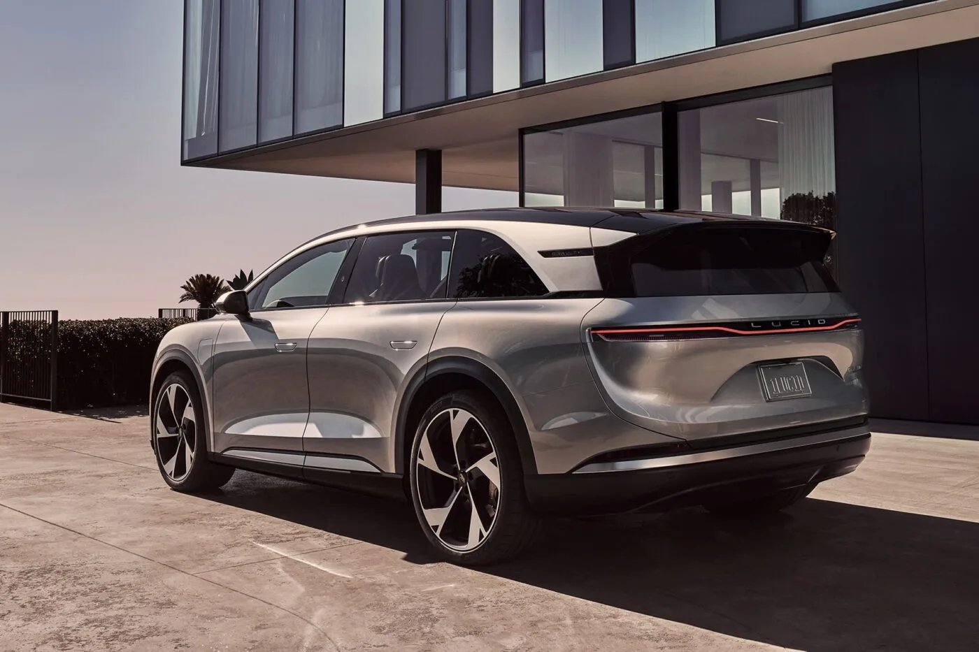 lucid motors lucid gravity 2023 03 min
