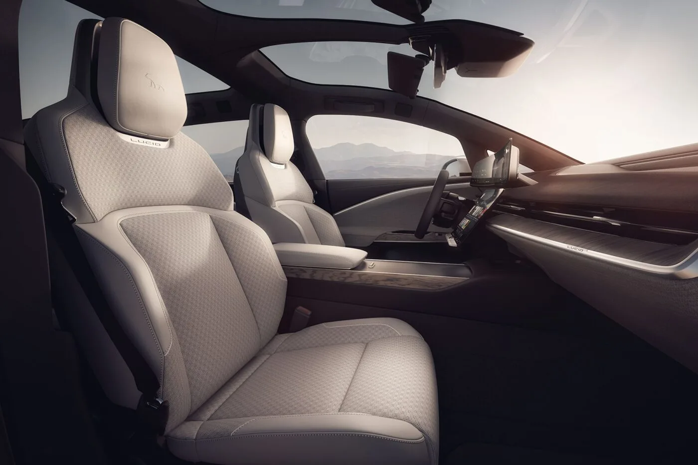 lucid motors lucid gravity 2023 08 min