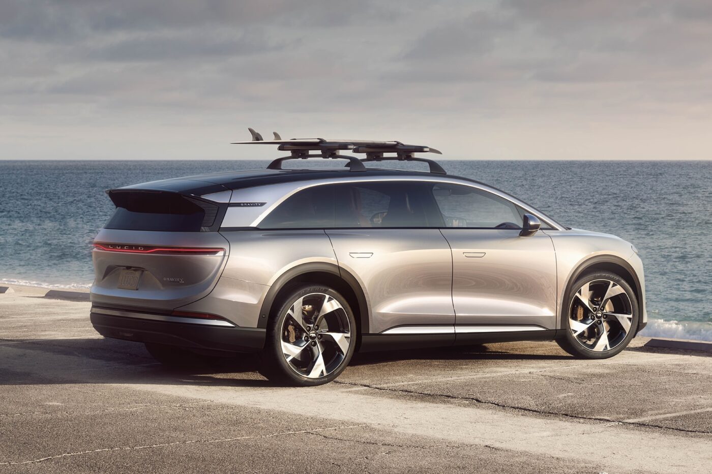 lucid motors lucid gravity 2023 10 min lucid motors lucid gravity 2023 10 min