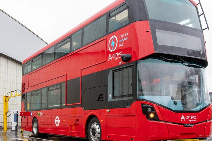 Wrightbus streetdeck electroliner bev elektrobus electric bus grossbritannien uk london arriva min