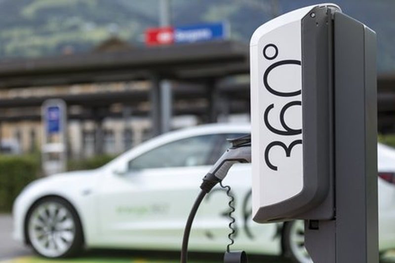Energie ladestation charging station wallbox sbb schweiz switzerland min