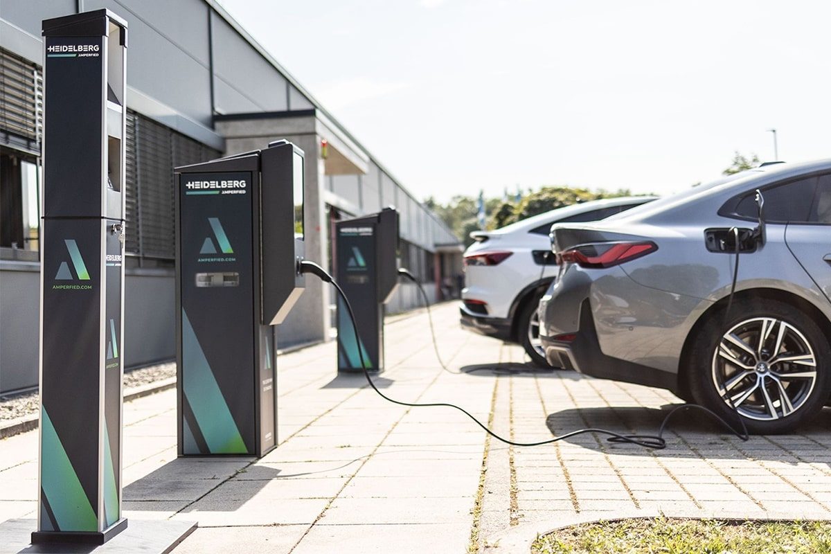 Heidelberger druckmaschinen amperfied connect public ladestation charging station min