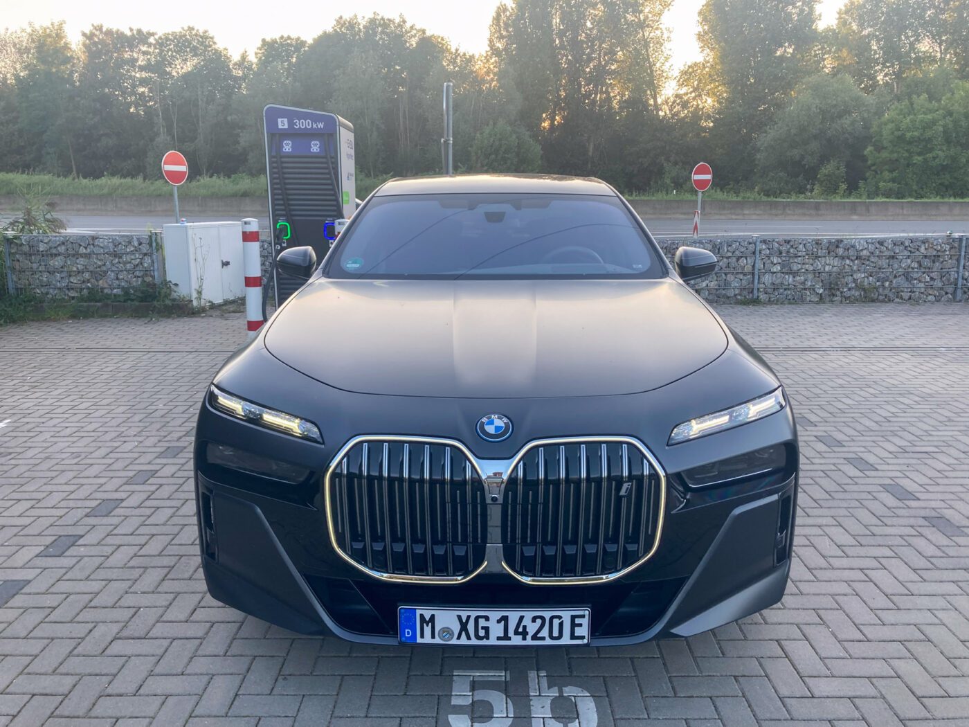 bmw i7 xdrive60 fahrbericht 2024 2