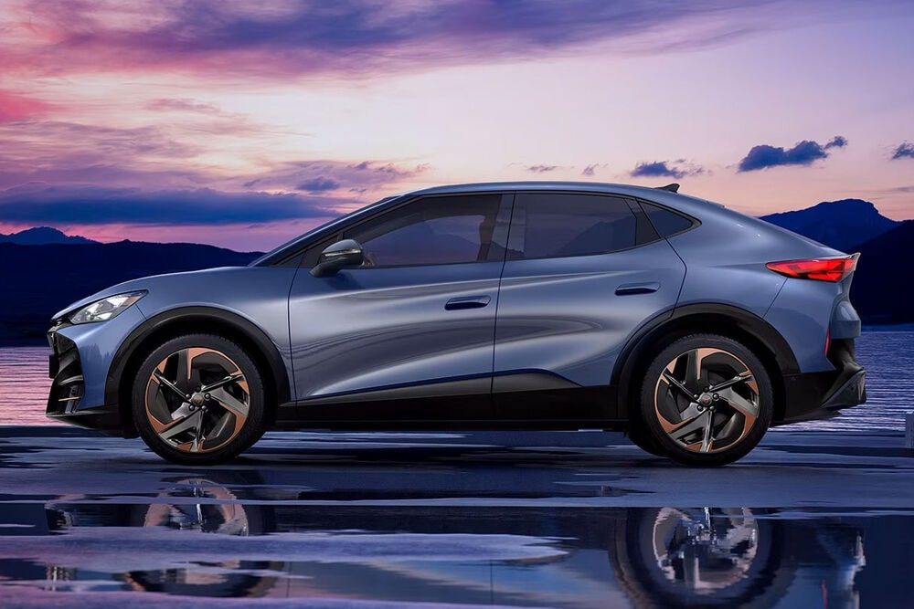 Cupra tavascan min
