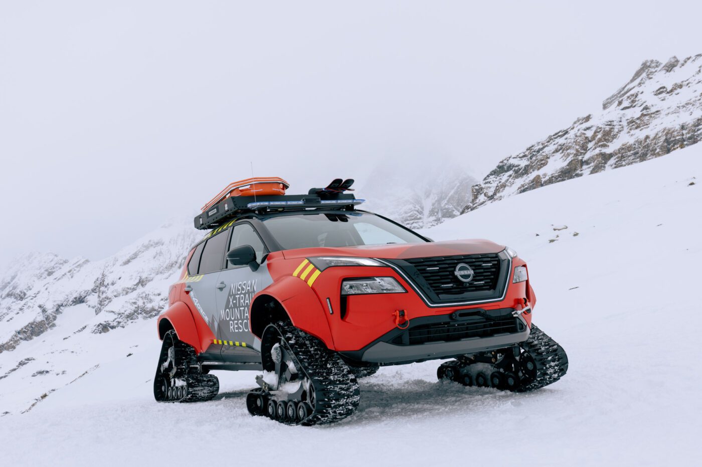 Nissan x trail mountain rescue