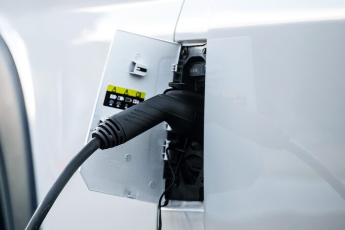 Ram promaster ev e transporter electric transporter usa ladestation charging station typ type min