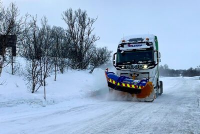 designwerk volvo fh norwegen schneepflug