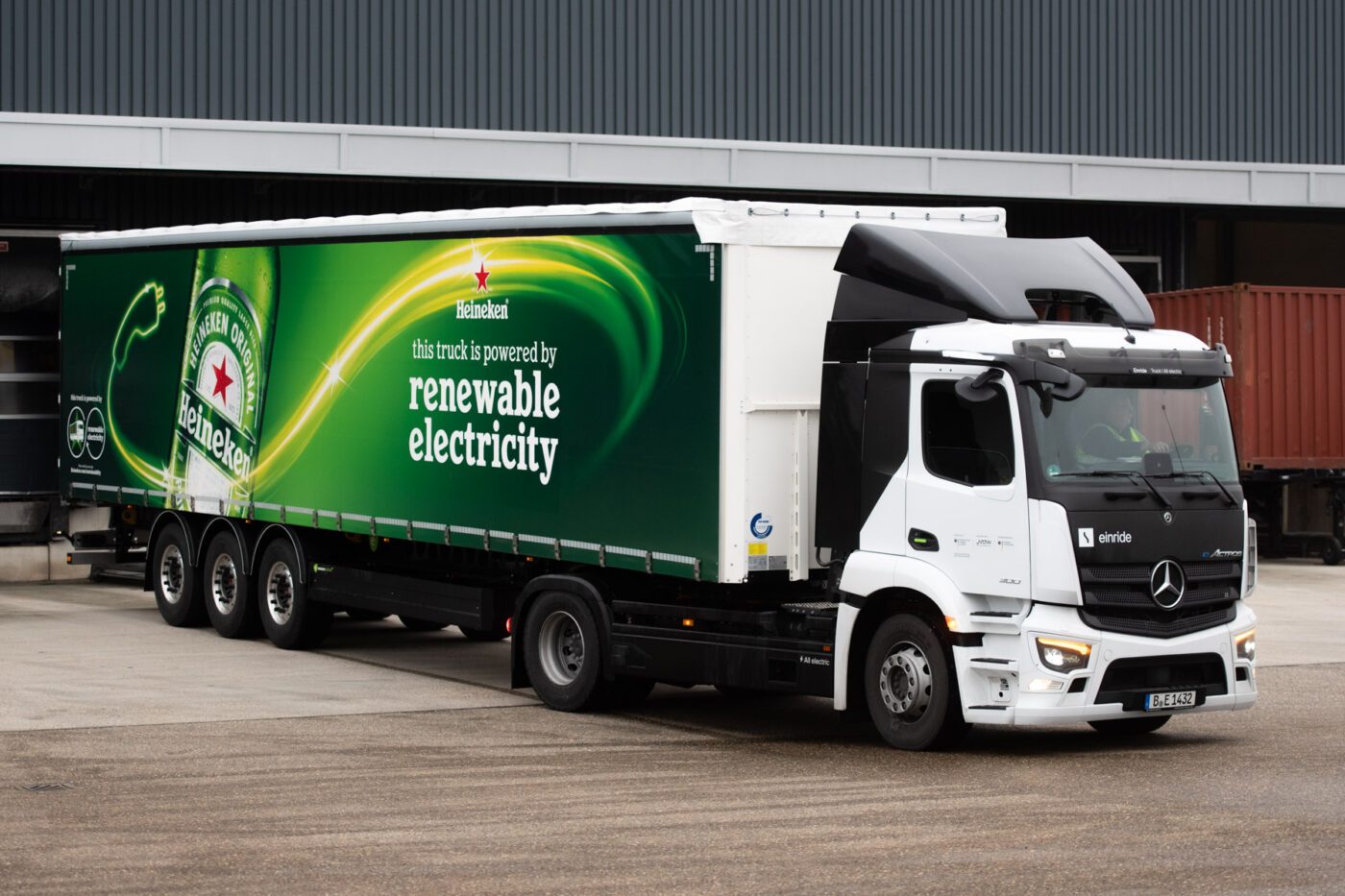 heineken einride daimler truck mercedes benz eactros 300