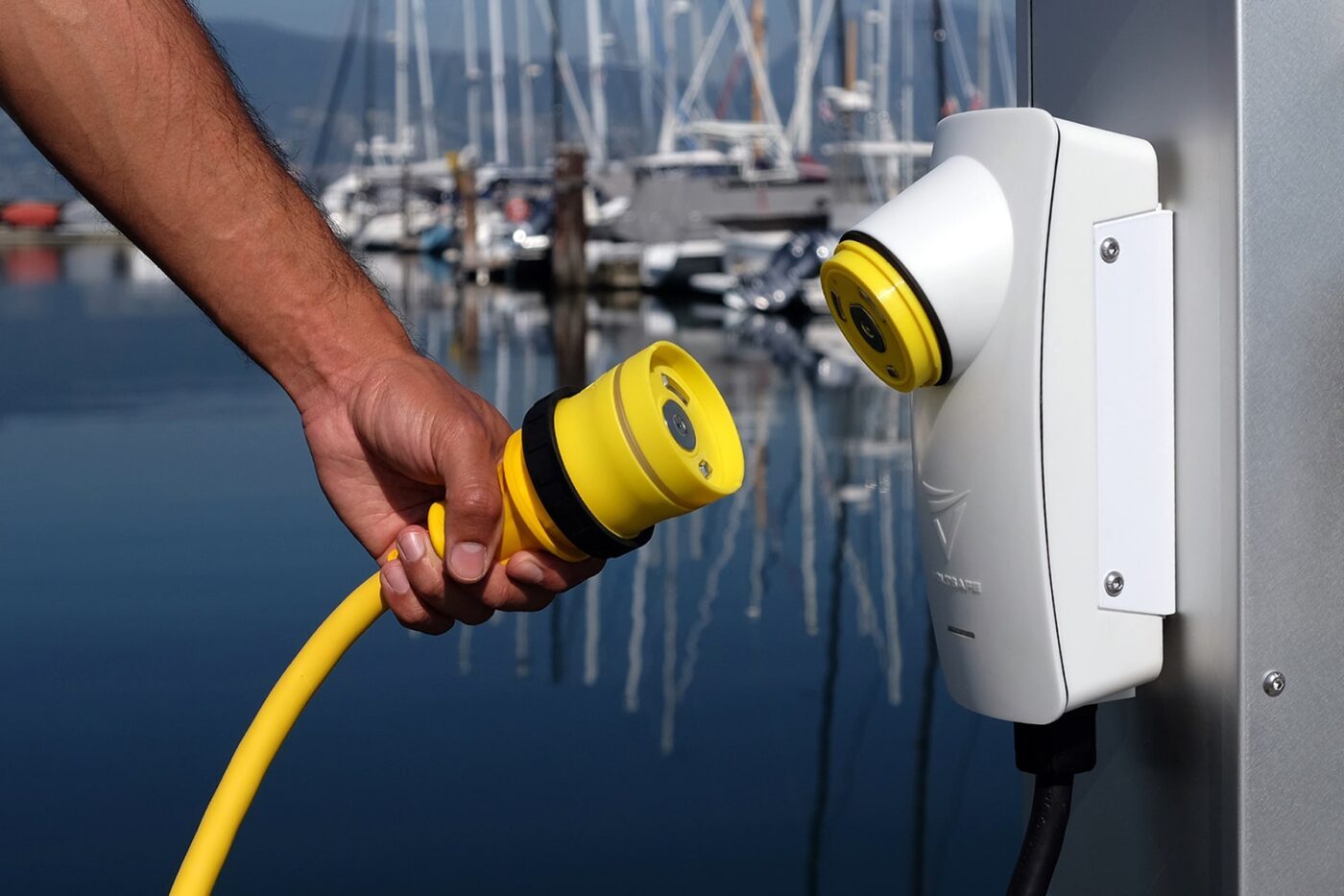 voltsafe vsmarine 2200 ladestation charging station e schiffe electric ships 2024 01 min