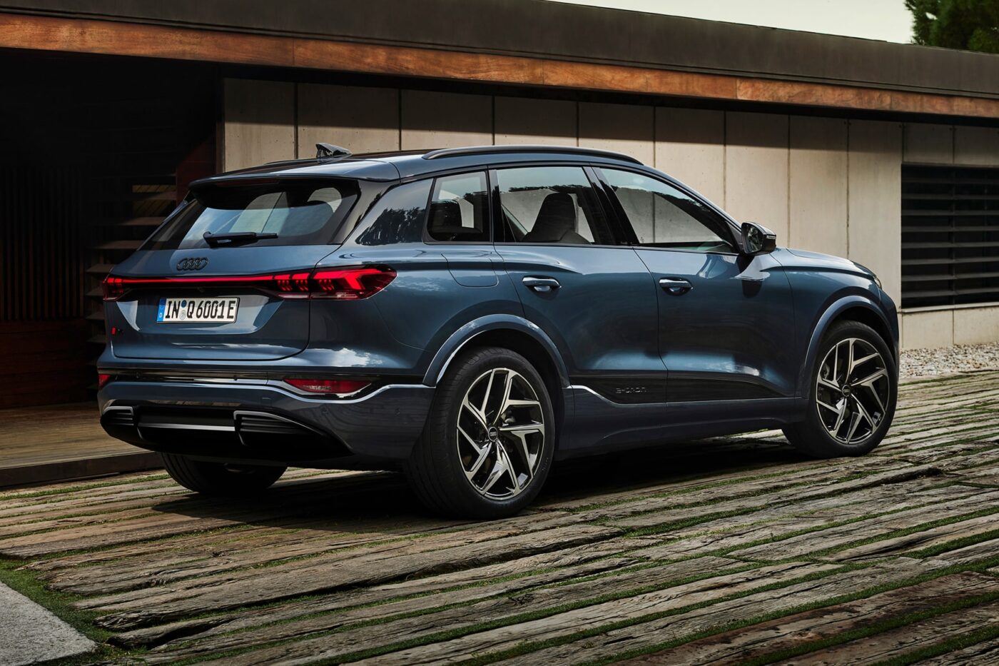 audi q6 e tron 2024 06 min