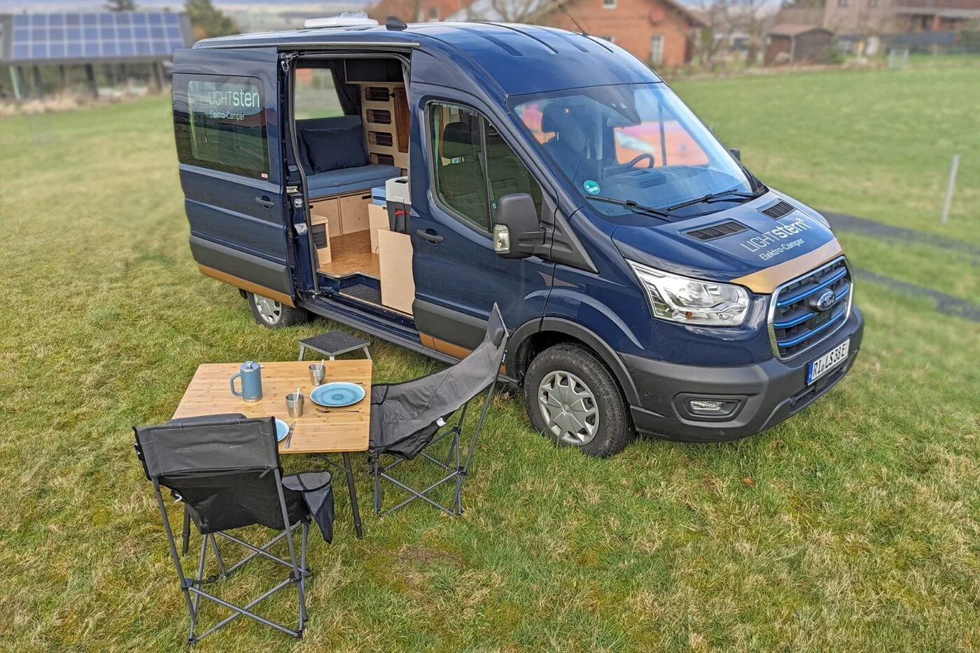 LIGHTstern zeigt E-Camper auf Basis des Ford E-Transit - electrive.net