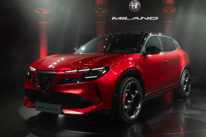 alfa romeo milano elettrica 2024 1