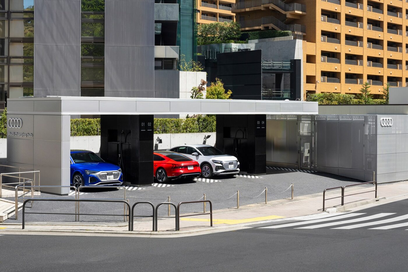 audi charging hub tokio tokyo japan ladestation charging station 2024 03 min
