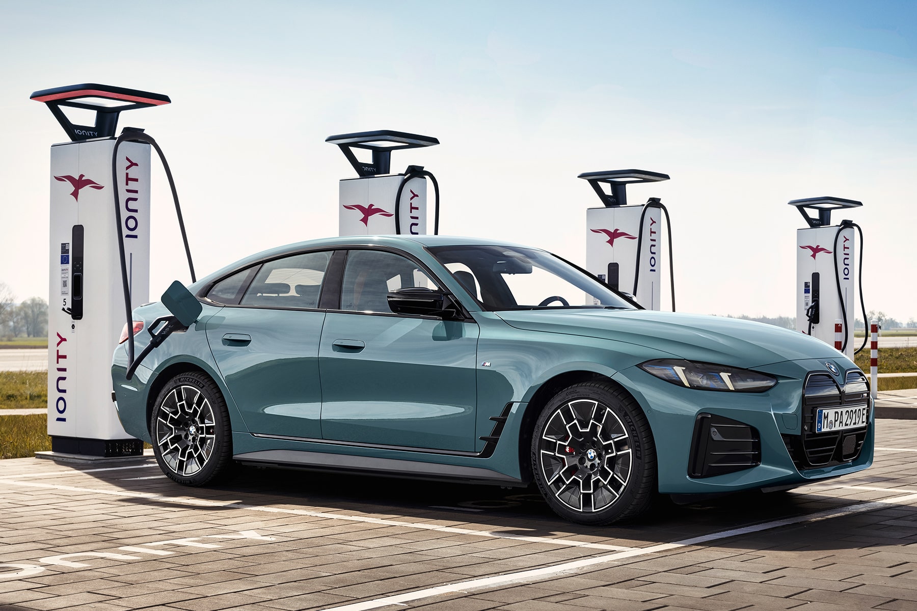 BMW und Mini passen Preise ihrer Ladetarife an